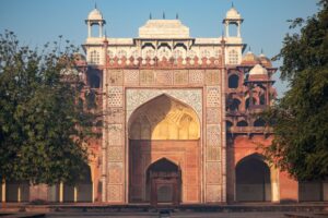 Gates like this are located at every cardinal direction of the Tomb of Akbar